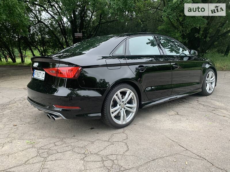 Седан Audi S3 2015 в Запорожье
