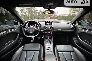 Седан Audi S3 2015 в Дніпрі