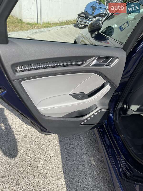 Седан Audi S3 2019 в Киеве фото 17 Седан Audi S3 2019 в Киеве