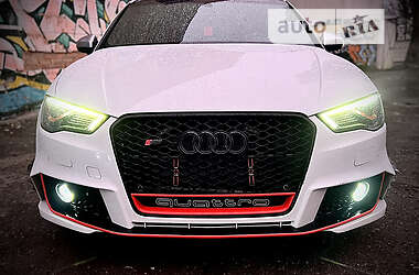 Седан Audi S3 2016 в Киеве
