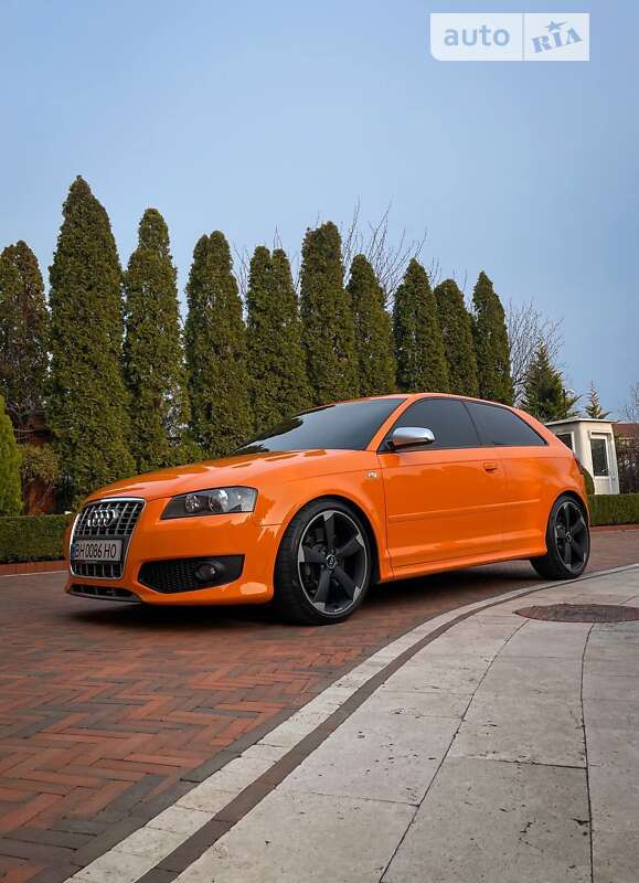 Хэтчбек Audi S3 2008 в 
