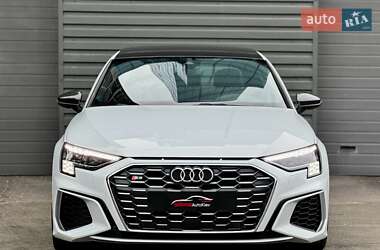 Седан Audi S3 2022 в Киеве