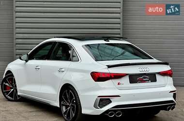 Седан Audi S3 2022 в Киеве