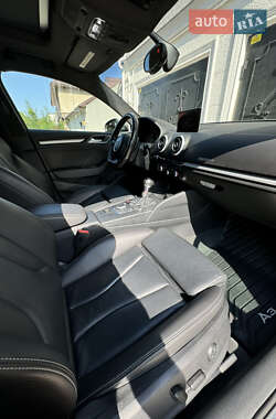Седан Audi S3 2015 в 