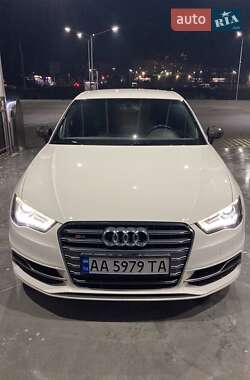 Хетчбек Audi S3 2014 в Києві