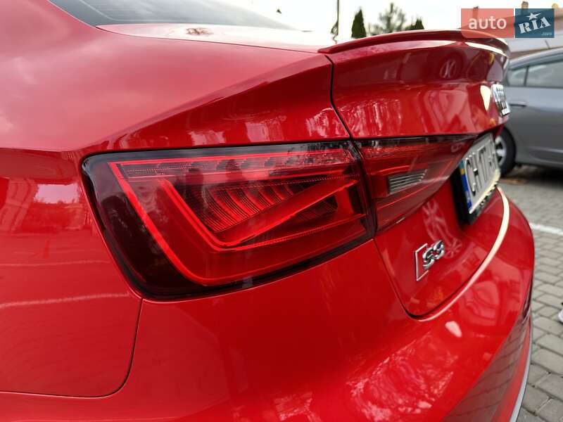 Седан Audi S3 2014 в Одессе
