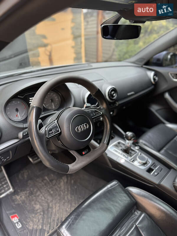 Седан Audi S3 2015 в Черкассах