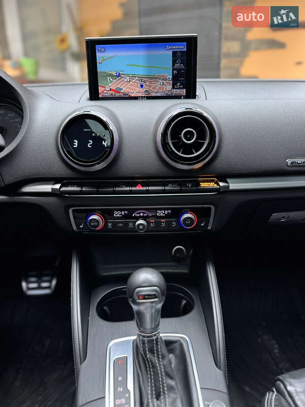 Седан Audi S3 2015 в Черкассах