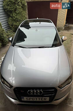 Седан Audi S3 2015 в 