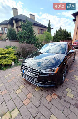 Седан Audi S3 2014 в Днепре