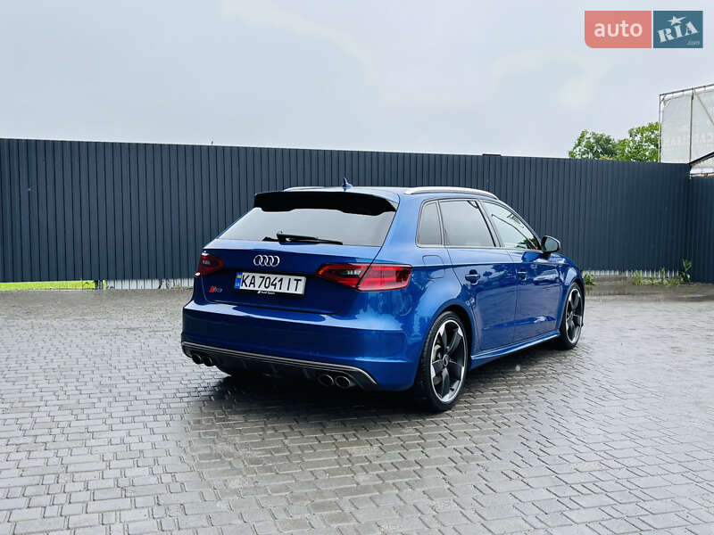 Хэтчбек Audi S3 2016 в Виннице
