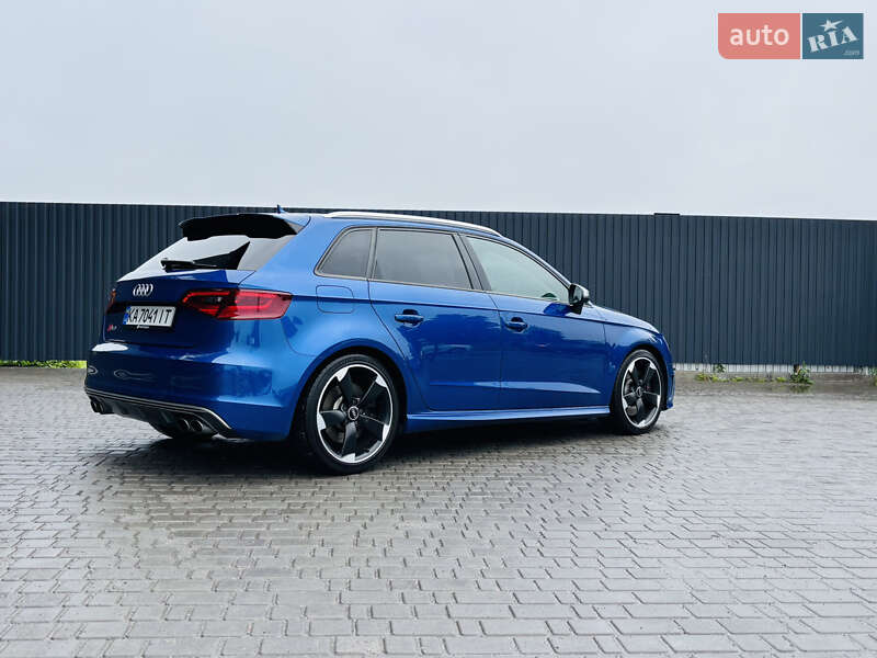 Хэтчбек Audi S3 2016 в Виннице