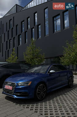 Седан Audi S3 2015 в 