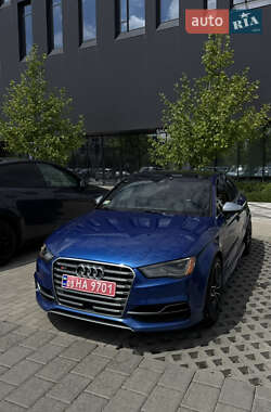 Седан Audi S3 2015 в 