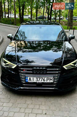 Седан Audi S3 2015 в 