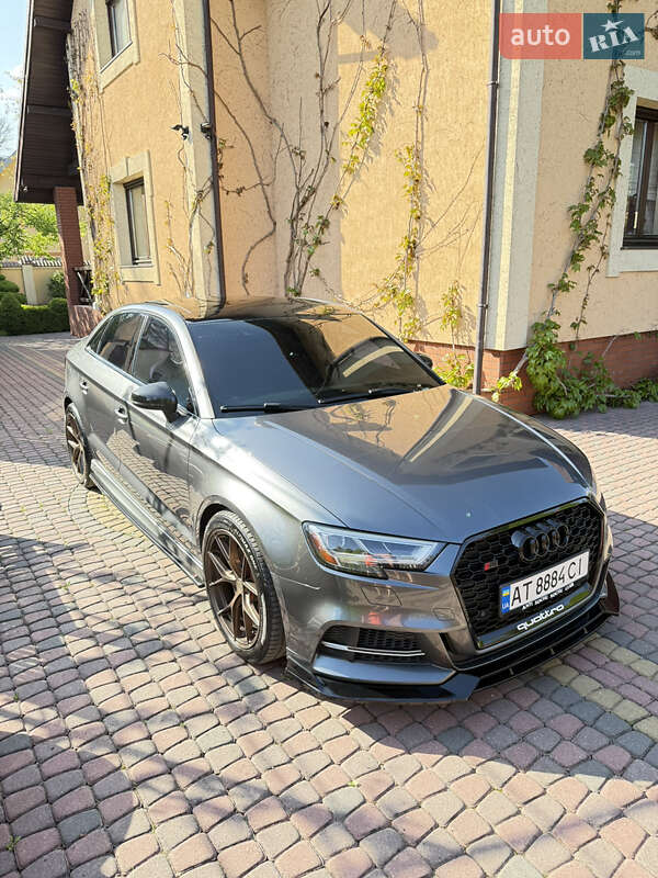 Седан Audi S3 2017 в Коломые