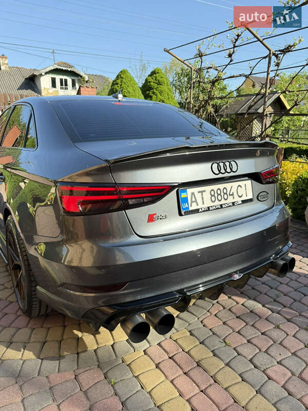Седан Audi S3 2017 в Коломые