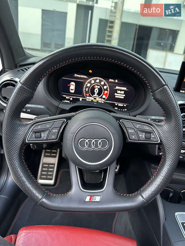 Седан Audi S3 2017 в Коломые