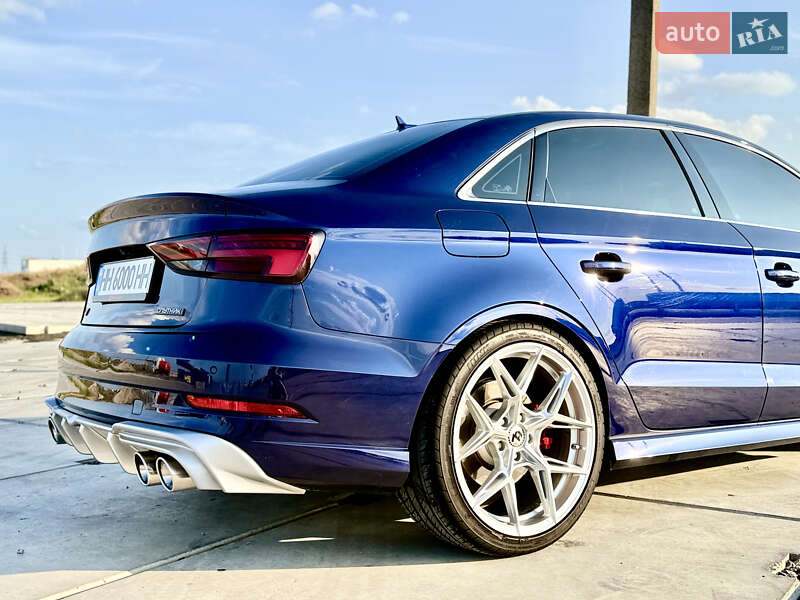 Седан Audi S3 2016 в Одессе