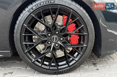 Седан Audi S3 2021 в 