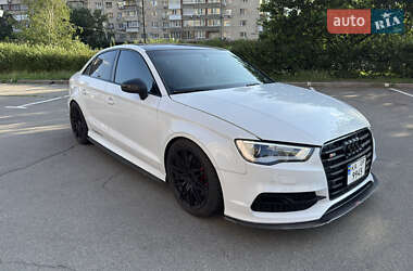 Седан Audi S3 2016 в 