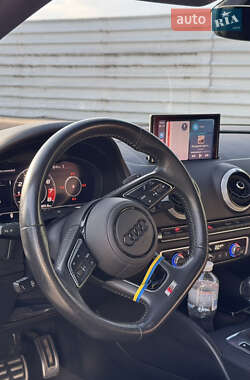 Седан Audi S3 2017 в 