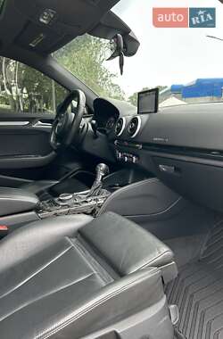 Седан Audi S3 2015 в 