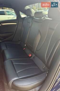 Седан Audi S3 2020 в 