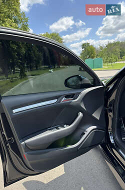 Седан Audi S3 2015 в 