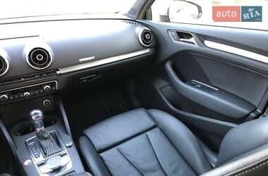 Седан Audi S3 2015 в 