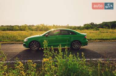 Седан Audi S3 2017 в 