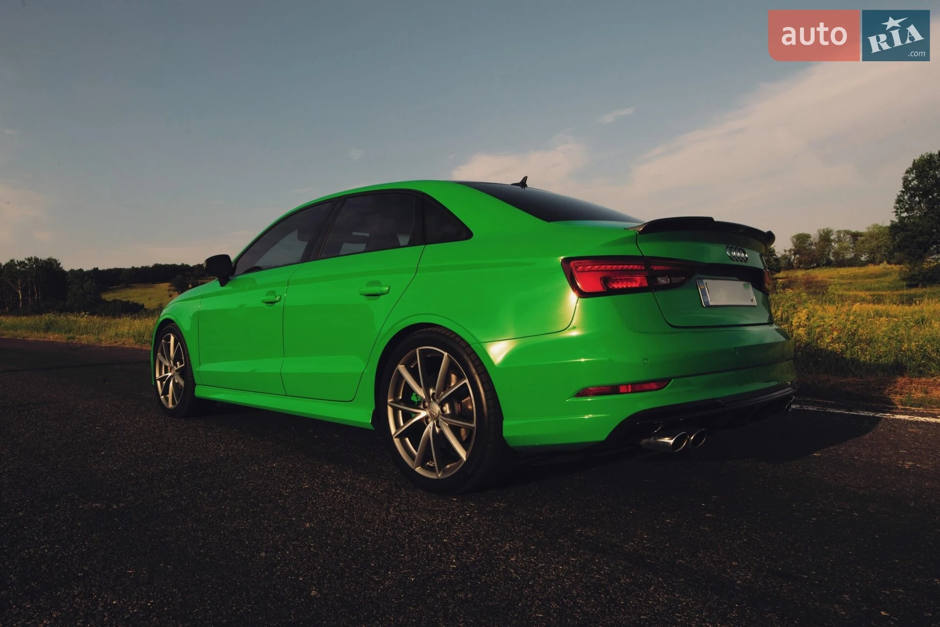 2017 Audi S3 - мініатюра 5