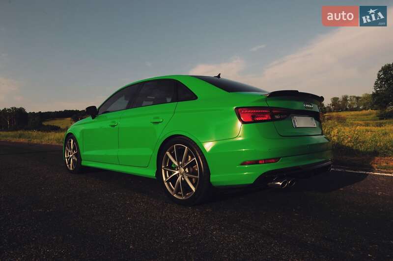 Седан Audi S3 2017 в Тернополі
