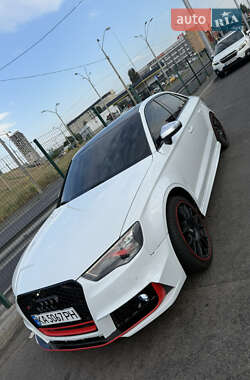 Седан Audi S3 2016 в Киеве