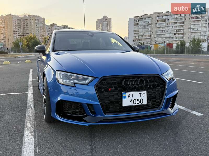 Седан Audi S3 2017 в Киеве