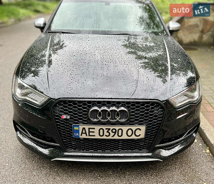 Седан Audi S3 2016 в Дніпрі