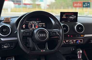 Седан Audi S3 2017 в 