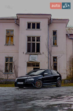 Хетчбек Audi S3 2008 в 