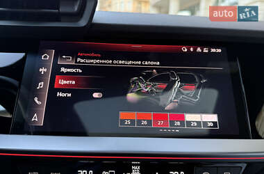 Седан Audi S3 2021 в 