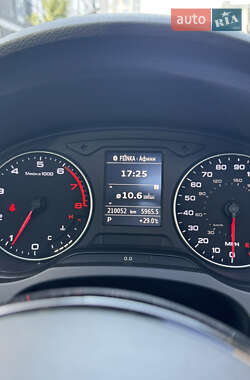 Седан Audi S3 2015 в 