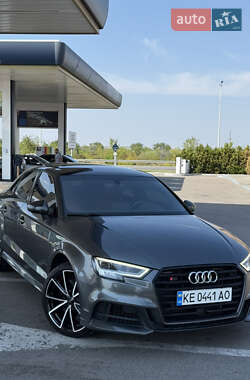 Седан Audi S3 2017 в 