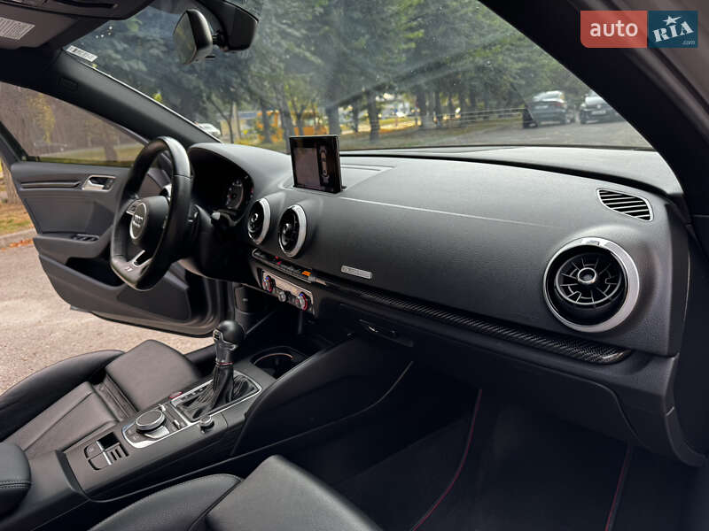 Седан Audi S3 2019 в Белой Церкви