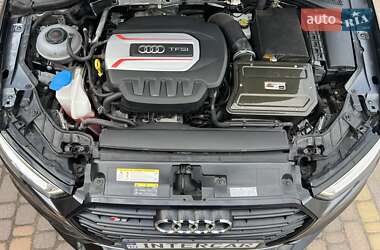 Седан Audi S3 2017 в 