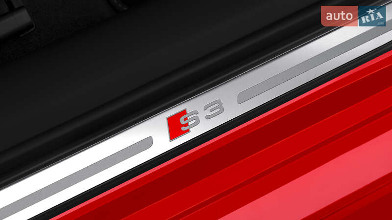 Седан Audi S3 2017 в Киеве фото 6 Седан Audi S3 2017 в Киеве