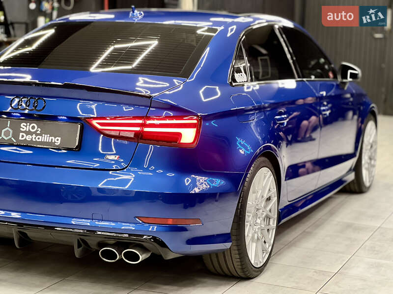 Седан Audi S3 2014 в Киеве