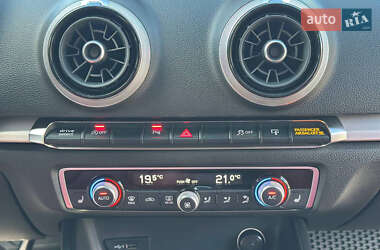 Седан Audi S3 2017 в 