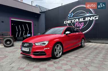 Седан Audi S3 2014 в 