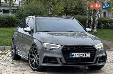 Седан Audi S3 2019 в 