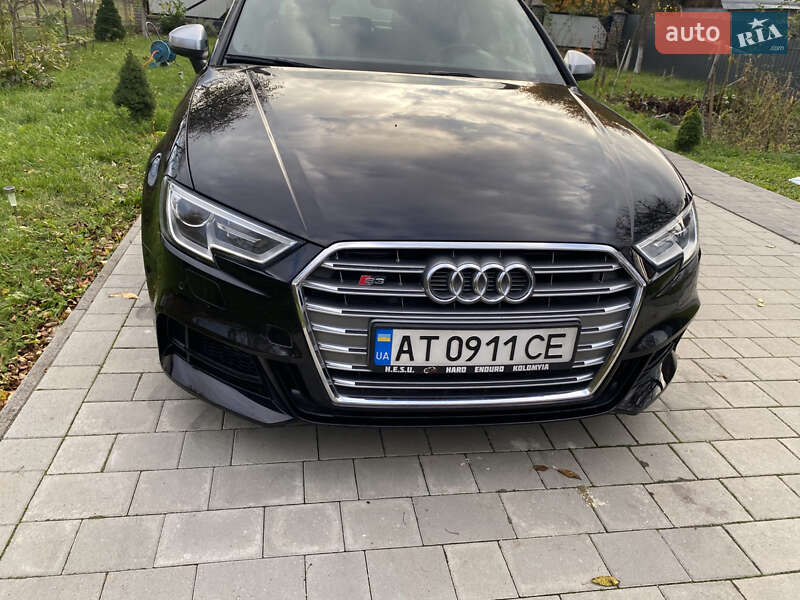 Седан Audi S3 2014 в Коломиї