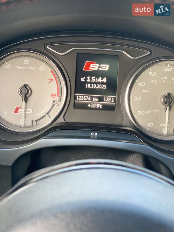Седан Audi S3 2014 в Коломиї
